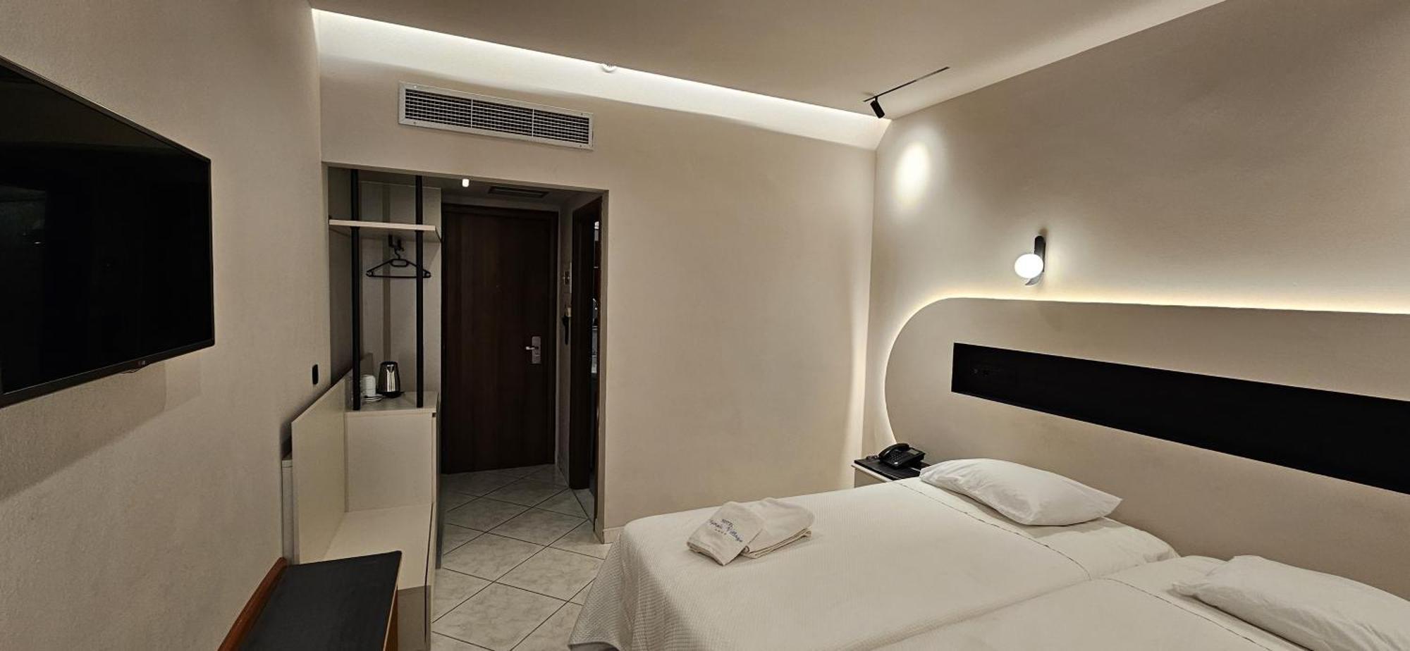 Olympic Village Hotel & Spa Ancient Olympia Стая снимка