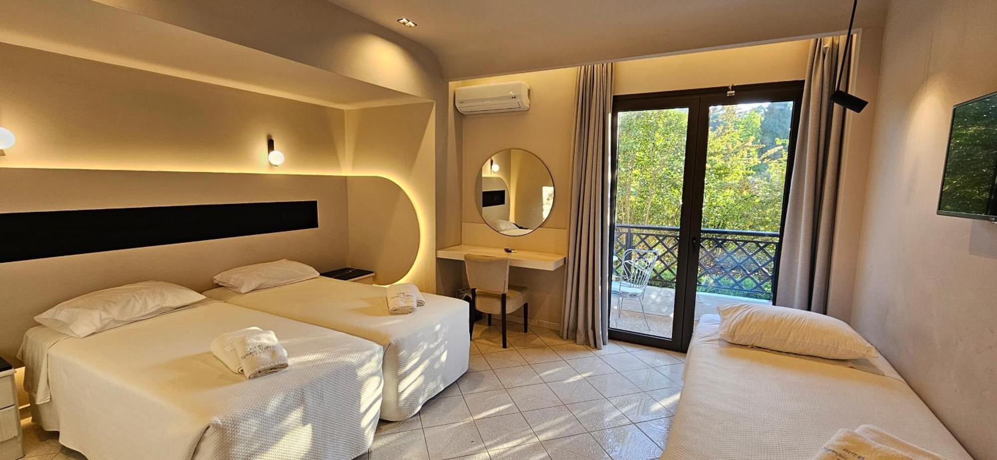 Olympic Village Hotel & Spa Ancient Olympia Стая снимка